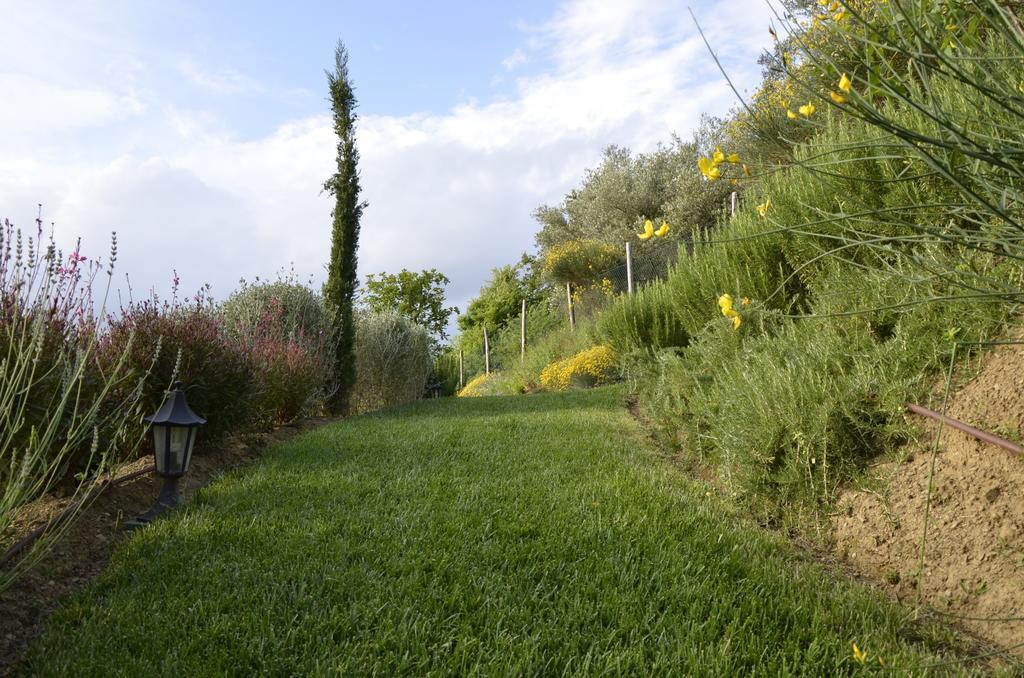 Piccolo Relais Galletto di Marzo Paciano Esterno foto
