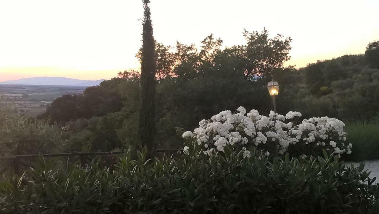 Piccolo Relais Galletto di Marzo Paciano Esterno foto